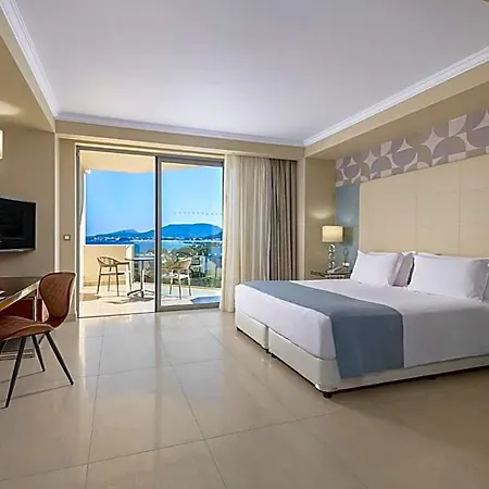 Atrium Platinum & Hotel