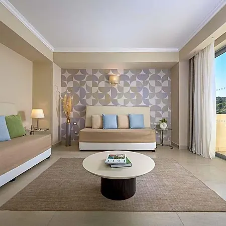 Otel Atrium Platinum &
